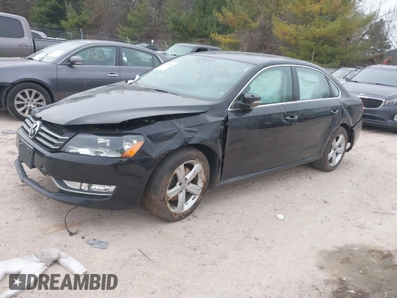 2015 Volkswagen Passat Limited Edition Edition z VIN 1VWAT7A31FC118947, wystawiony jako IAAI lot #41947890 z przebiegiem 156 435 mil mil oraz . Historia ofert i sprzedaży dostępna na DreamBid. Obrazek 23.