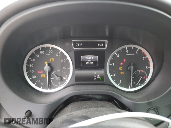2017 Infiniti QX30 Premium с VIN SJKCH5CRXHA016044, выставлен на аукционе Copart как лот 49605375 с пробегом 133 265 миль миль и Чистый • Clean title. История ставок и продаж доступна на DreamBid. Изображение 9.