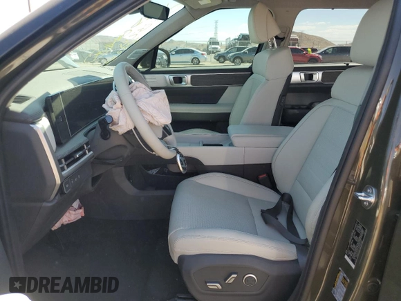 2024 Hyundai Santa Fe Hybrid Limited with VIN 5NMP3DG15RH011441, listed as a Copart auction lot 69892864 with 601 mi miles and Salvage Title. Bid and sale history available at carsss.com. Image 7.