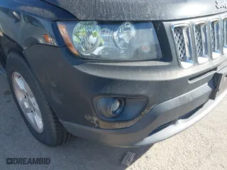 2016 Jeep Compass High Altitude Edition with VIN 1C4NJCEA4GD769268, listed as a IAAI auction lot 40985294 with 184,607 mi miles. Bid and sale history available at carsss.com. Image 12.