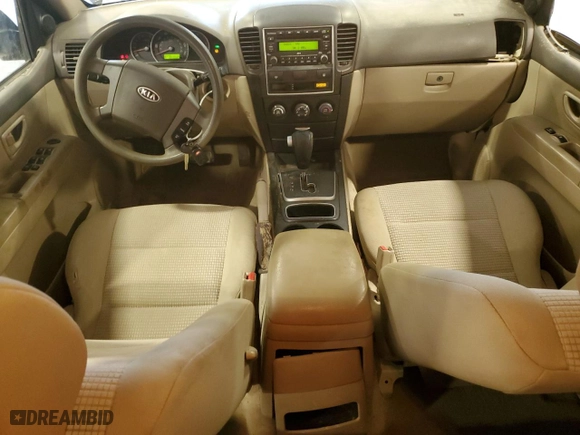 2009 Kia Sorento LX with VIN KNDJD735995871407, listed as a Copart auction lot 43912915 with 186,056 mi miles and Salvage Title. Bid and sale history available at carsss.com. Image 8.