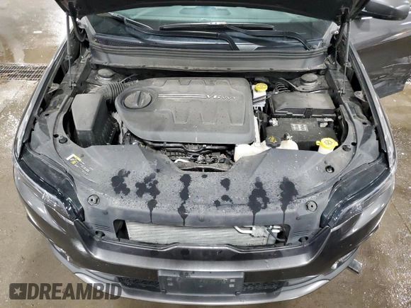 2021 Jeep Cherokee Latitude Lux with VIN 1C4PJMMX1MD152717, listed as a Copart auction lot 61002385 with 53,178 mi miles and Salvage title. Bid and sale history available at DreamBid. Image 12.