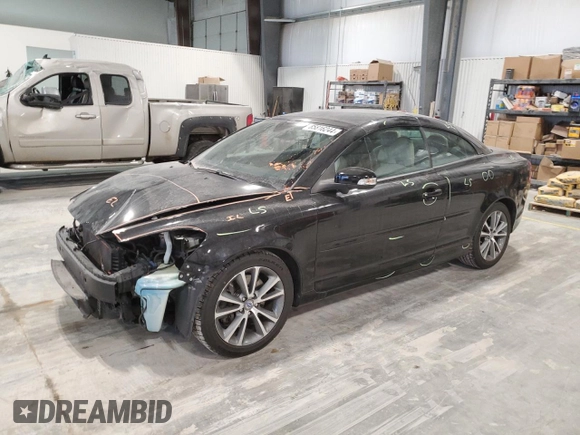 2012 Volvo C70 T5 with VIN YV1672MC8CJ130431, listed as a Copart auction lot 85816244 with 45,943 mi miles and Clean Title. Bid and sale history available at carsss.com. Image 1.