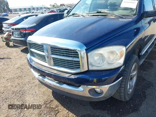 2007 Dodge 1500 SLT with VIN 1D7HU18207J606248, listed as a IAAI auction lot 42141047 with 128,821 mi miles. Bid and sale history available at carsss.com. Image 6.