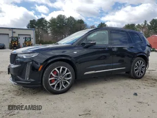 2024 Cadillac XT6 AWD Sport z VIN 1GYKPGRS6RZ749292, wystawiony jako Copart lot #50844795 z przebiegiem 12 972 mil mil oraz Szkoda całkowita • Salvage title. Historia ofert i sprzedaży dostępna na DreamBid. Obrazek 1.