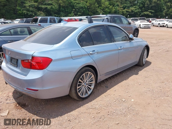 2012 BMW 3 Series 328i with VIN WBA3A5C59CF452834, listed as a IAAI auction lot 42313497 with 177,718 mi miles and . Bid and sale history available at DreamBid. Image 4.