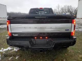 2019 Ford Super Duty F-450 DRW XL with VIN 1FT8W4DT3KEE07488, listed as a Copart auction lot 84150254 with 70,900 mi miles and Non Repairable. Bid and sale history available at carsss.com. Image 6.