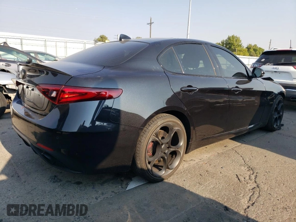 2022 Alfa Romeo Giulia Ti with VIN ZARFAMBN0N7653455, listed as a Copart auction lot 75548204 with 21,735 mi miles and Salvage Title. Bid and sale history available at carsss.com. Image 3.