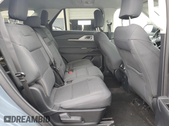2025 Ford Explorer Active with VIN 1FMUK8DH4SGA39867, listed as a Copart auction lot 46553285 with 5,876 mi miles and Salvage Title. Bid and sale history available at carsss.com. Image 11.