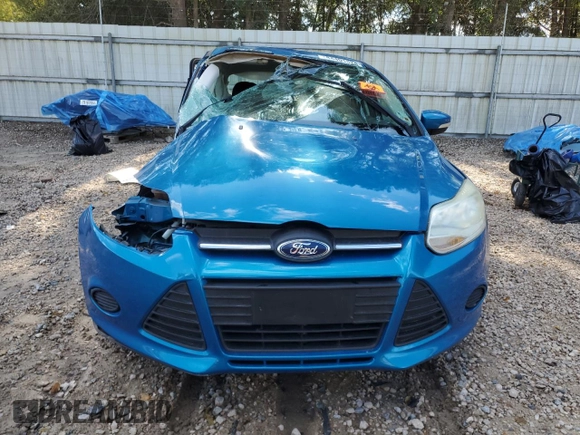 2014 Ford Focus SE with VIN 1FADP3F29EL190660, listed as a Copart auction lot 84401824 with 0 mi miles and Non Repairable. Bid and sale history available at carsss.com. Image 5.