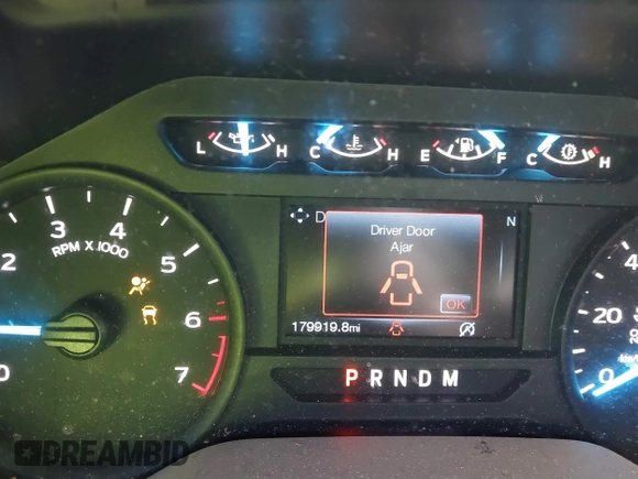 2018 Ford F-150 XL with VIN 1FTEW1CP4JFC22705, listed as a IAAI auction lot 41330404 with 179,918 mi miles. Bid and sale history available at carsss.com. Image 7.