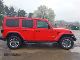 2020 Jeep Wrangler Unlimited Sahara with VIN 1C4HJXEN3LW232316, listed as a IAAI auction lot 42009794 with 35,535 mi miles. Bid and sale history available at carsss.com. Image 14.