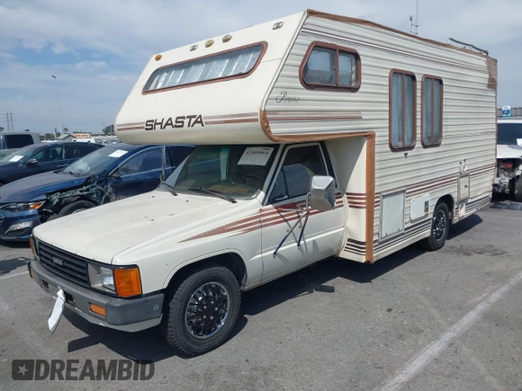 1987 Toyota Pickup с VIN JT5RN75U1G0009955, выставлен на аукционе IAAI как лот 42009064 с пробегом 120 221 миль миль и . История ставок и продаж доступна на DreamBid. Изображение 18.