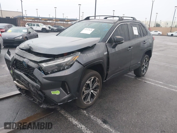 2022 Toyota RAV4 XSE with VIN JTMFB3FV0ND098293, listed as a IAAI auction lot 41513626 with 19,293 mi miles and . Bid and sale history available at DreamBid. Image 2.