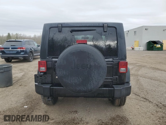 2018 Jeep Wrangler Sahara z VIN 1C4AJWBG0JL903053, wystawiony jako Copart lot #55486835 z przebiegiem 136 516 mil mil oraz Czysty tytuł • Clean title. Historia ofert i sprzedaży dostępna na DreamBid. Obrazek 6.