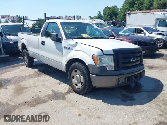 2009 Ford F-150 XL z VIN 1FTRF12W69KB82432, wystawiony jako IAAI lot #42659544 z przebiegiem 186 919 mil mil oraz . Historia ofert i sprzedaży dostępna na DreamBid. Obrazek 1.