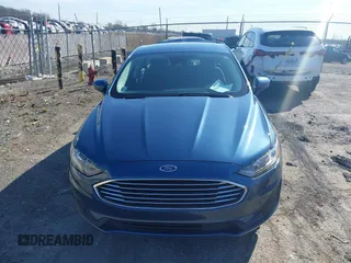 2019 Ford Fusion SE with VIN 3FA6P0LU8KR131951, listed as a IAAI auction lot 41908428 with 58,611 mi miles and . Bid and sale history available at DreamBid. Image 12.