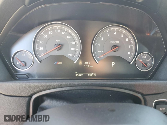 2018 BMW M3 with VIN WBS8M9C52J5L00719, listed as a Copart auction lot 40472924 with 35,672 mi miles. Bid and sale history available at carsss.com. Image 9.