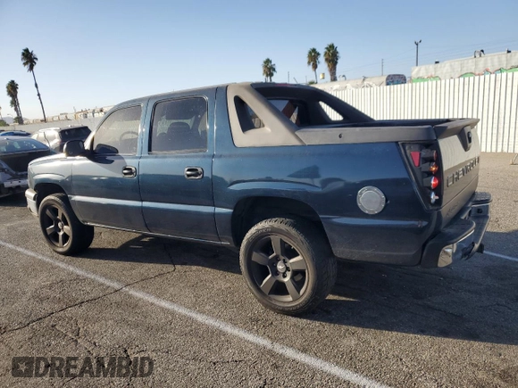 2004 Chevrolet Avalanche Z66 with VIN 3GNEC12T24G316888, listed as a Copart auction lot 77035174 with 149,839 mi miles and Salvage Title. Bid and sale history available at carsss.com. Image 2.