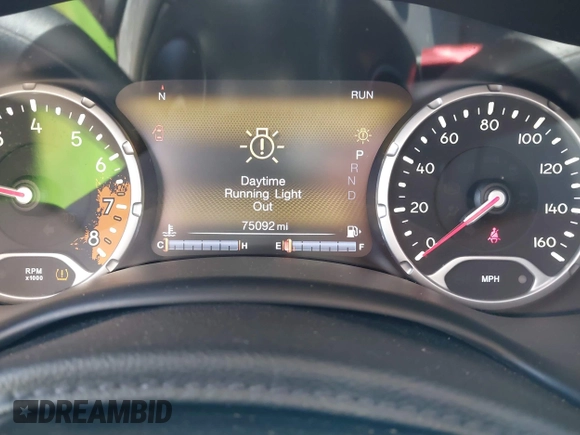 2018 Jeep Renegade Latitude with VIN ZACCJBBB8JPG82416, listed as a IAAI auction lot 41977023 with 75,092 mi miles and . Bid and sale history available at carsss.com. Image 7.