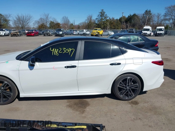2025 Toyota Camry LE with VIN 4T1DAACK7SU033649, listed as a IAAI auction lot 41823097 with 9,392 mi miles and . Bid and sale history available at carsss.com. Image 14.