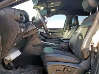 2022 Ford Explorer ST-Line z VIN 1FMSK7KH8NGA86473, wystawiony jako Copart lot #59979545 z przebiegiem 61 412 mil mil oraz Szkoda całkowita • Salvage title. Historia ofert i sprzedaży dostępna na DreamBid. Obrazek 7.