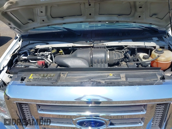 2013 Ford Econoline Passenger XL with VIN 1FBNE3BL6DDA13595, listed as a IAAI auction lot 42570942 with 135,652 mi miles and . Bid and sale history available at DreamBid. Image 10.