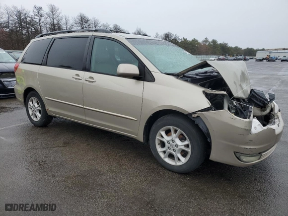 2004 Toyota Sienna XLE with VIN 5TDZA22C44S008497, listed as a Copart auction lot 45468995 with 176,366 mi miles and Salvage Title. Bid and sale history available at carsss.com. Image 4.
