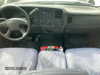 2007 Chevrolet Silverado 1500 with VIN 1GBJC34D67E167779, listed as a Copart auction lot 55501975 with 166,218 mi miles and Clean Title. Bid and sale history available at DreamBid. Image 9.