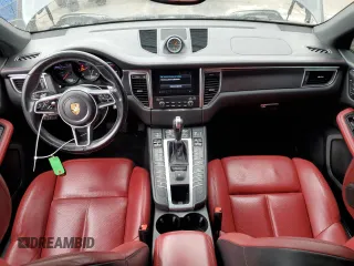 2018 Porsche Macan GTS with VIN WP1AG2A55JLB65384, listed as a Copart auction lot 54848385 with 90,938 mi miles and Salvage Title. Bid and sale history available at DreamBid. Image 8.