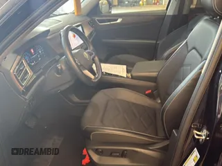 2024 Volkswagen Atlas SE with VIN 1V2HR2CA2RC553977, listed as a IAAI auction lot 42731405 with 24,692 mi miles and . Bid and sale history available at DreamBid. Image 9.