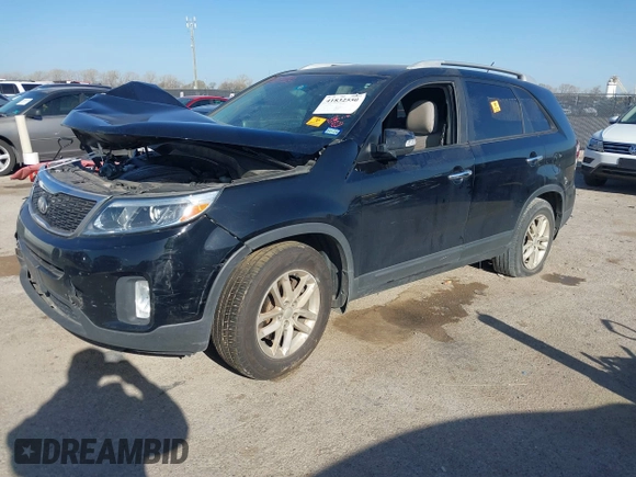 2014 Kia Sorento LX with VIN 5XYKT4A79EG482567, listed as a IAAI auction lot 41832550 with Not Provided miles and . Bid and sale history available at carsss.com. Image 17.