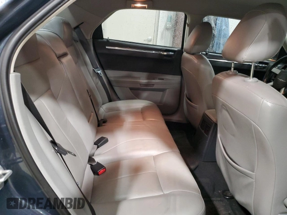 2007 Chrysler 300 Signature with VIN 2C3KA53G47H777304, listed as a Copart auction lot 81079414 with 219,884 mi miles and Salvage Title. Bid and sale history available at carsss.com. Image 10.