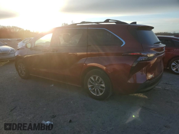 2024 Toyota Sienna LE with VIN 5TDKSKFC2RS147964, listed as a Copart auction lot 87694945 with 4,604 mi miles and Salvage Title. Bid and sale history available at carsss.com. Image 2.