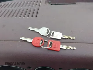 1989 Chevrolet Chevy Van z VIN 1GBEG25K3K7108022, wystawiony jako IAAI lot #42105947 z przebiegiem 51 822 mil mil oraz . Historia ofert i sprzedaży dostępna na DreamBid. Obrazek 11.