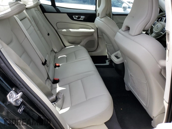 2019 Volvo S60 Momentum with VIN 7JR102FK8KG007329, listed as a Copart auction lot 61924484 with 68,526 mi miles and Non Repairable. Bid and sale history available at carsss.com. Image 10.