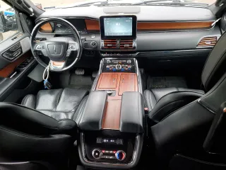 2018 Lincoln Navigator Reserve with VIN 5LMJJ2LT7JEL06922, listed as a Copart auction lot 57246425 with 113,259 mi miles and Salvage title. Bid and sale history available at DreamBid. Image 8.