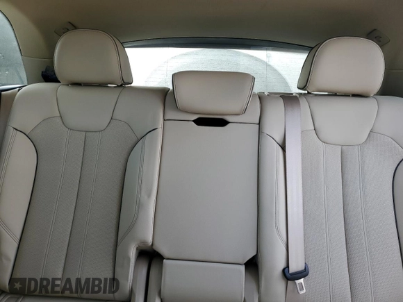 2023 Audi Q5 S line Premium Plus with VIN WA1E2AFY3P2053545, listed as a Copart auction lot 43109325 with 32,686 mi miles and Salvage title. Bid and sale history available at DreamBid. Image 10.