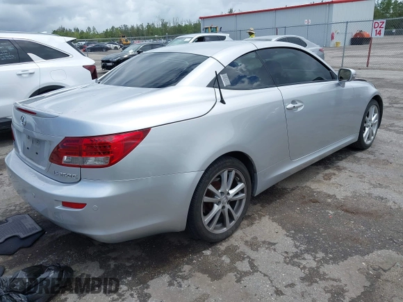2010 Lexus IS 250 C z VIN JTHFF2C27A2509444, wystawiony jako IAAI lot #42014770 z przebiegiem 101 591 mil mil oraz . Historia ofert i sprzedaży dostępna na DreamBid. Obrazek 4.