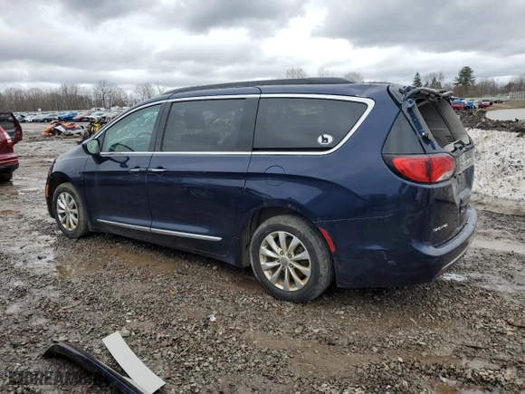 2017 Chrysler Pacifica Touring-L with VIN 2C4RC1BG3HR788191, listed as a Copart auction lot 48033905 with 96,084 mi miles and Salvage Title. Bid and sale history available at carsss.com. Image 2.
