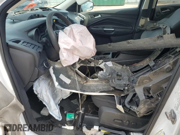 2017 Ford Escape SE z VIN 1FMCU0G95HUC35709, wystawiony jako Copart lot #58510895 z przebiegiem Nie podano mil oraz Czysty tytuł • Clean title. Historia ofert i sprzedaży dostępna na DreamBid. Obrazek 7.
