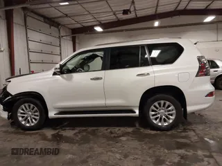 2021 Lexus GX 460 Premium with VIN JTJAM7BX3M5273371, listed as a IAAI auction lot 42362569 with 62,302 mi miles and . Bid and sale history available at DreamBid. Image 15.