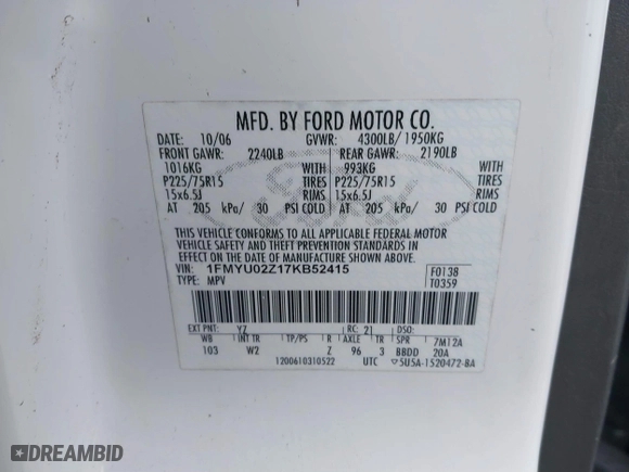 2007 Ford Escape XLS with VIN 1FMYU02Z17KB52415, listed as a IAAI auction lot 40797438 with 231,595 mi miles. Bid and sale history available at carsss.com. Image 9.