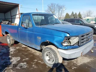 1993 Ford F-150 with VIN 2FTDF15YXPCB40600, listed as a IAAI auction lot 41405749 with 1 mi miles. Bid and sale history available at carsss.com. Image 1.