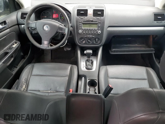 2006 Volkswagen Jetta 1.9L TDI z VIN 3VWST71K76M714347, wystawiony jako Copart lot #57715295 z przebiegiem 258 561 mil mil oraz Czysty tytuł • Clean title. Historia ofert i sprzedaży dostępna na DreamBid. Obrazek 8.