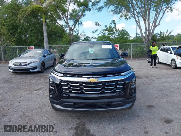 2025 Chevrolet Equinox FWD LT with VIN 3GNAXHEG8SL170821, listed as a IAAI auction lot 41946061 with 17,581 mi miles. Bid and sale history available at carsss.com. Image 12.