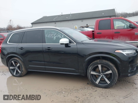 2019 Volvo XC90 R-Design with VIN YV4A22PM1K1422050, listed as a IAAI auction lot 41155058 with 133,032 mi miles. Bid and sale history available at carsss.com. Image 14.