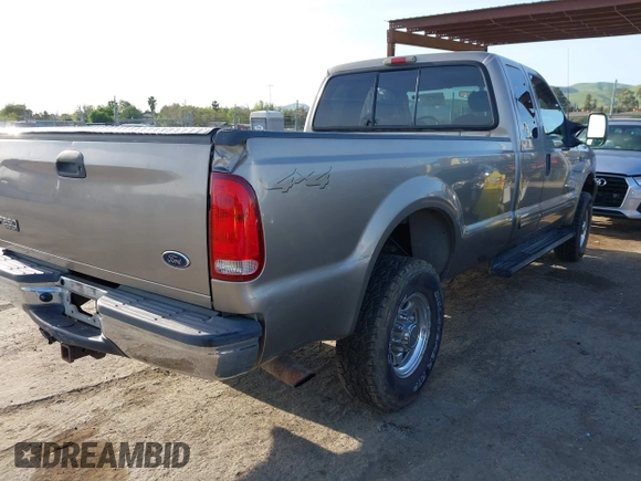 2003 Ford F-250 XL с VIN 1FTNX21F53EA44163, выставлен на аукционе IAAI как лот 41989527 с пробегом 233 059 миль миль и . История ставок и продаж доступна на DreamBid. Изображение 4.