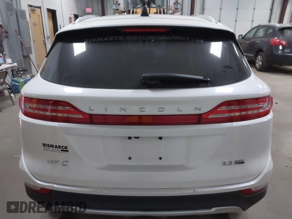 2016 Lincoln MKC Reserve z VIN 5LMTJ3DH6GUJ11160, wystawiony jako IAAI lot #41802010 z przebiegiem 96 861 mil mil oraz . Historia ofert i sprzedaży dostępna na DreamBid. Obrazek 17.