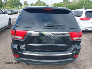 2011 Jeep Grand Cherokee Limited with VIN 1J4RR5GG1BC581520, listed as a IAAI auction lot 41916395 with 151,613 mi miles. Bid and sale history available at carsss.com. Image 16.